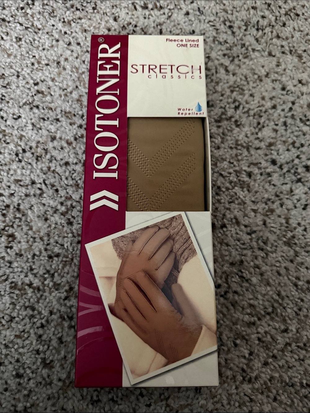 NWT Isotoner Stretch Classics Fleece Lined Water Repellent Gloves Tan One Size